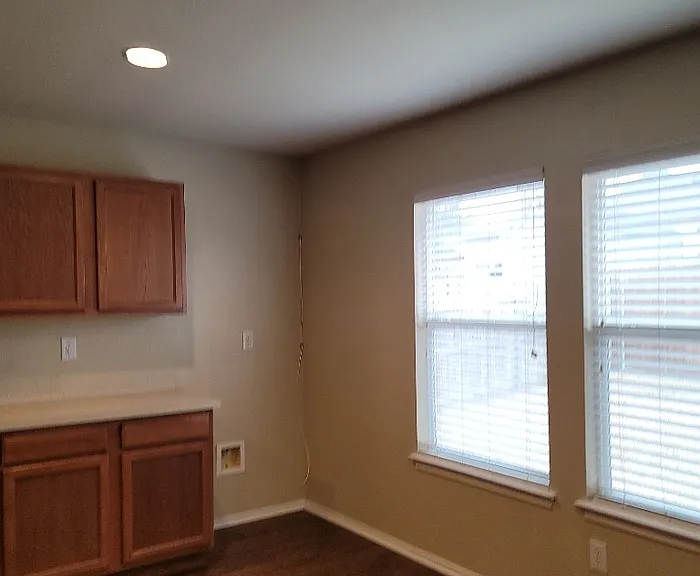 1340 Gayle St — Photo 7