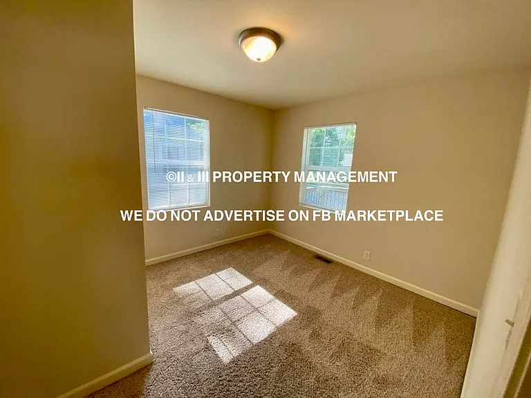 512 W 86th St — Photo 23