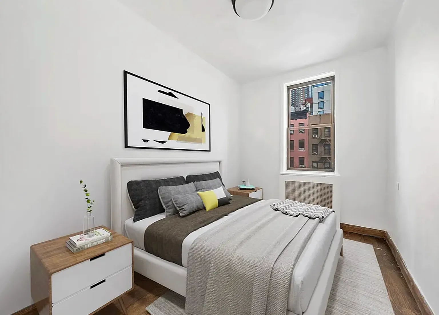 885 Tenth Avenue — Photo 4