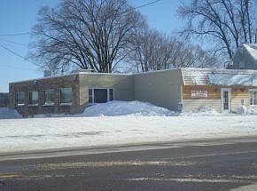 2nd image of 402 S Fulton St