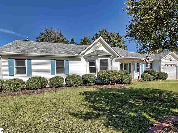 2nd image of 304 Fairwood Dr