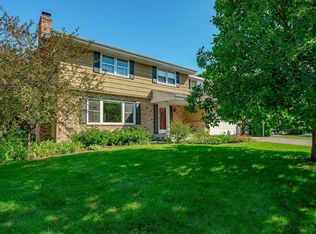 5513 Warden Ave, Edina, MN 55436