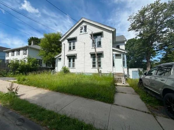 27 Daniels Ave, Pittsfield, MA 01201