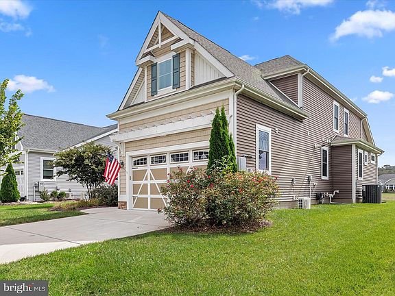 2nd image of 28269 Saratoga Ln