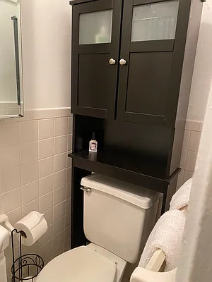 Rented by Compass | media 25