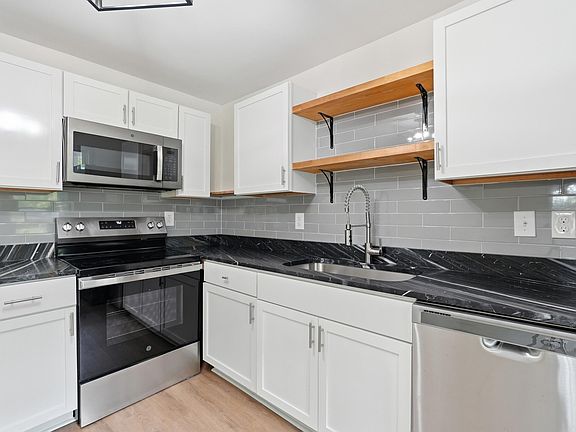 5th image of 5235 Langston St