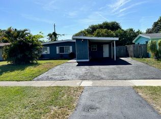 737 Camellia Dr, Royal Palm Beach, FL 33411