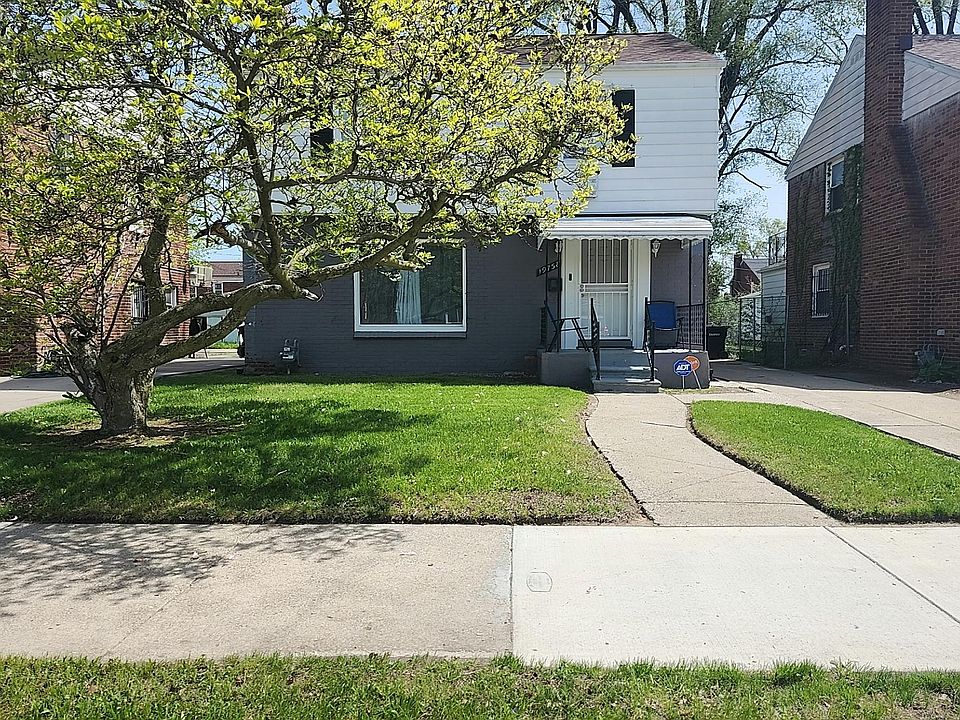 1st image of 19758 Sorrento St