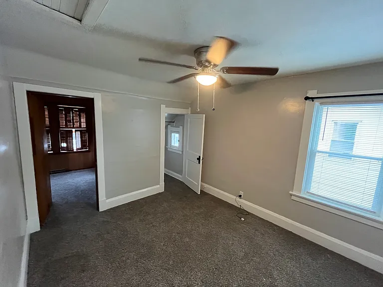 576 Bronx Dr — Photo 18