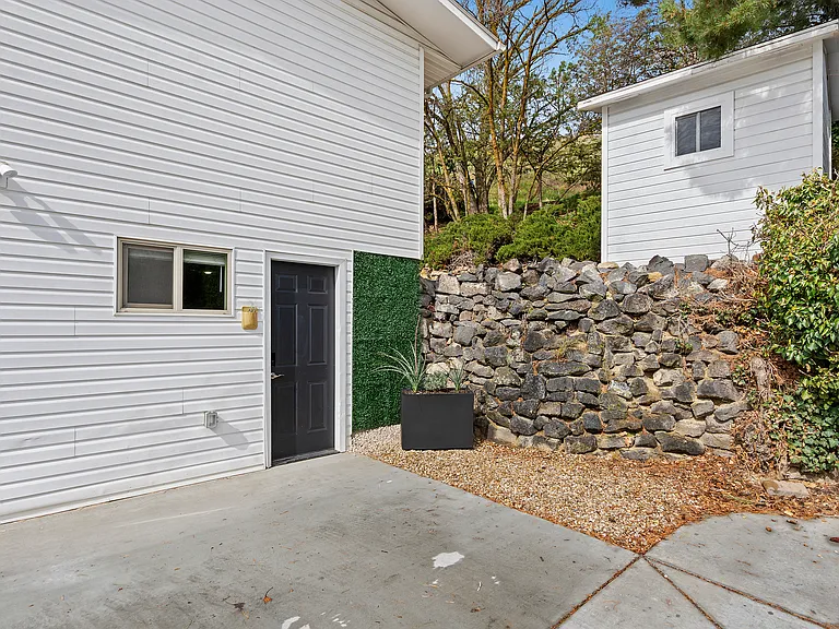 3017 N Bogus Basin Rd — Photo 48