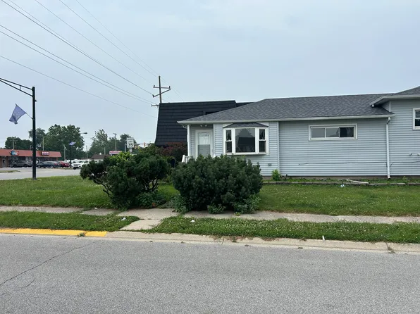 8228 Kennedy Ave, Highland, IN 46322