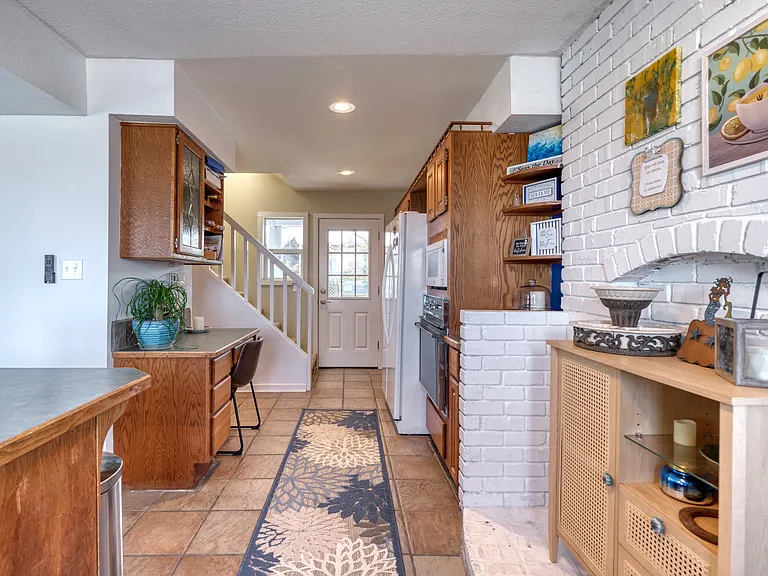 43 Bay View Dr — Photo 12