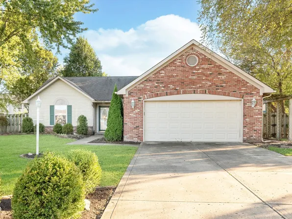 114 W Delaware St, Fortville, IN 46040