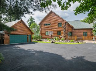 6151 Twin Oaks Dr, Rhinelander, WI 54501