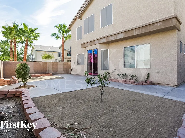 9100 Little Horse Ave — Photo 15