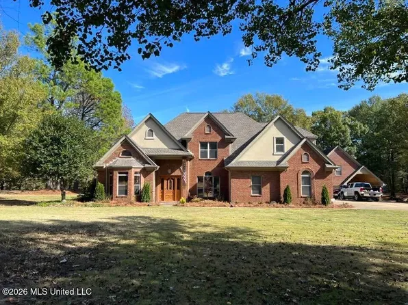 1290 Robertson Rd, Hernando, MS 38632