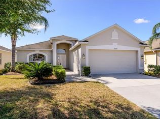31042 Whinsenton Dr, Zephyrhills, FL 33543
