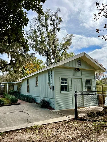 1602 Orlando Cir S #1 Photo 1