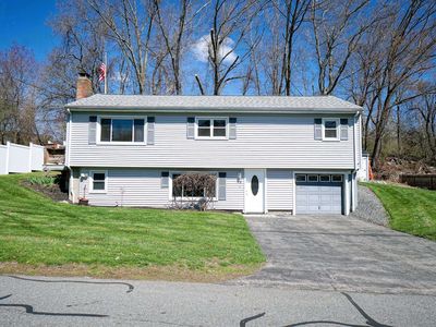 18 Barron Avenue, Salem, NH, 03079