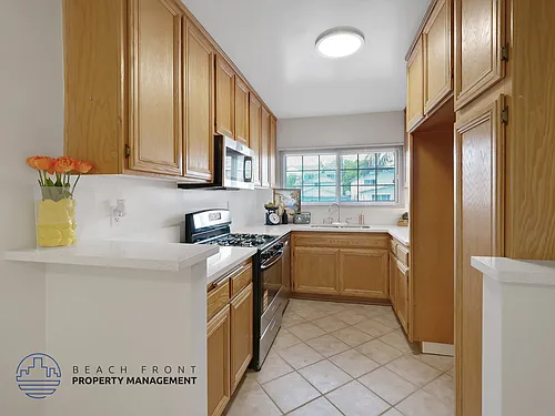 8306 W. Manchester Ave. Photo 1