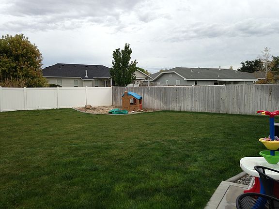 5th image of 1382 Northern Pine Dr