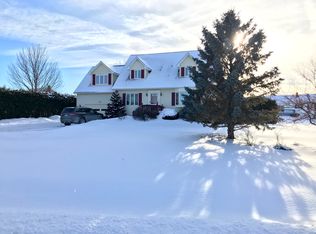 15 Bay View Dr, Saint Albans, VT 05478