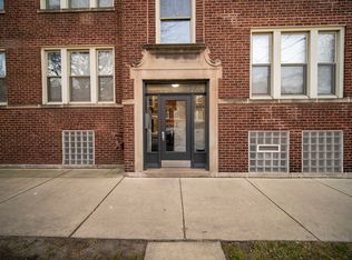 2009 W Warner Ave #1, Chicago, IL 60618