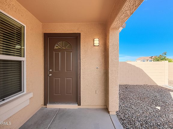 3rd image of 1012 W Desert Sky Dr
