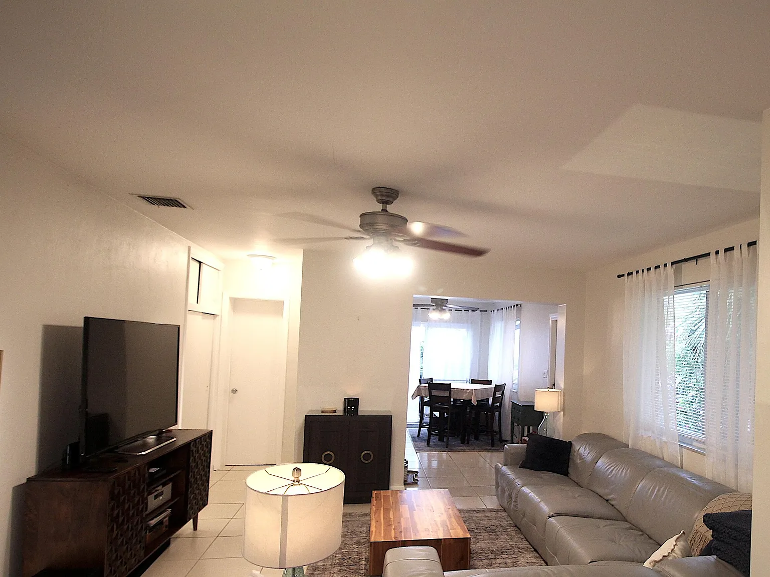 2 bed, 1.0 bath, 1150 sqft, $2,150 — Photo 2