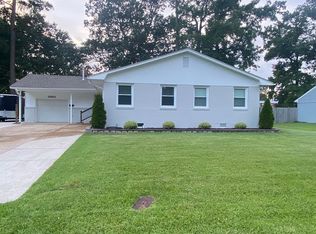 3353 Club House Rd, Virginia Beach, VA 23452