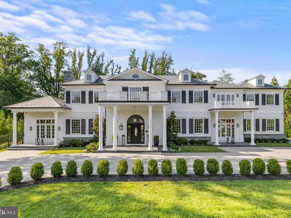 9819 Newhall Rd, Potomac, MD 20854