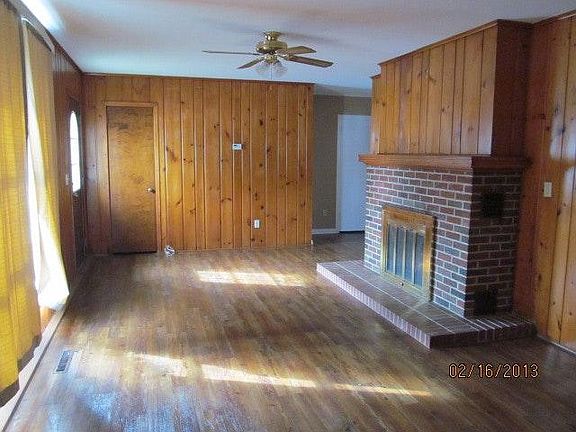 2nd image of 11010 S Shore Ave
