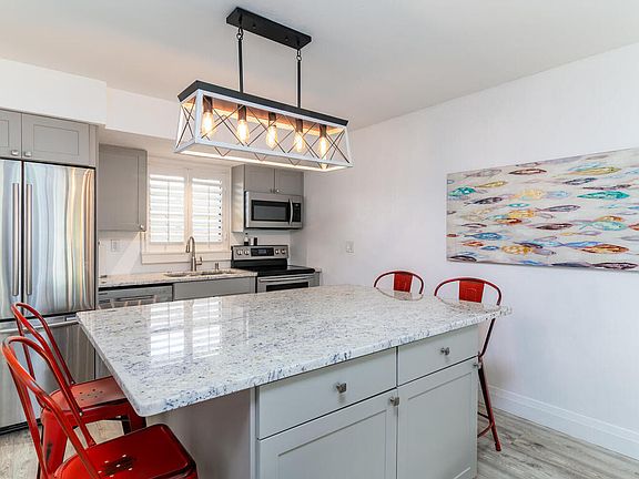 4th image of 1015 Anglers Cv #G301