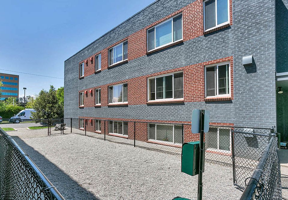 Building Photo 5