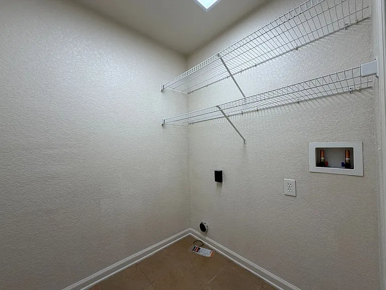8550 Argyle Business Loop #301 — Photo 15
