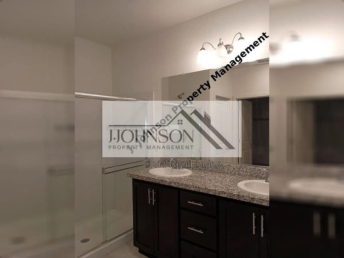 4 bed, 2.0 bath, 1843 sqft, $2,800 — Photo 1
