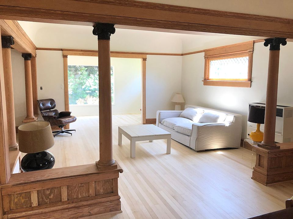 1st image of 2725 Dalton Ave #2