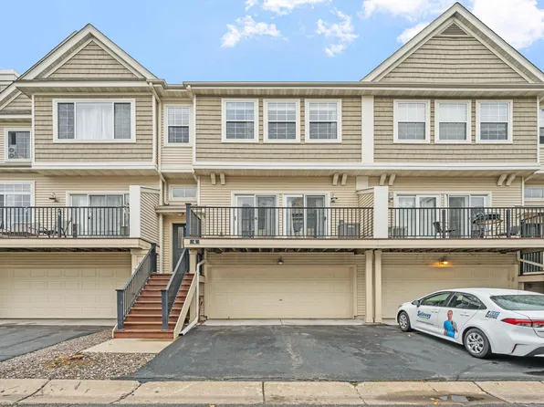 4353 Victor Path Unit 4, Hugo, MN 55038
