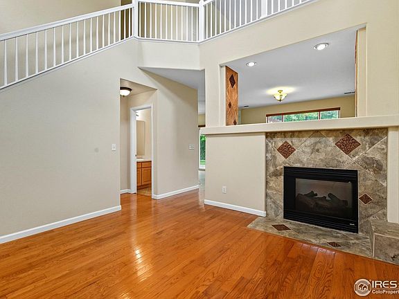 3rd image of 635 Elizabeth St Cir