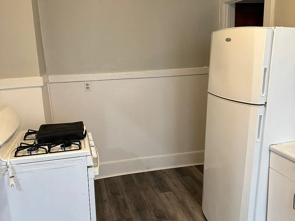 Kitchen with appliances