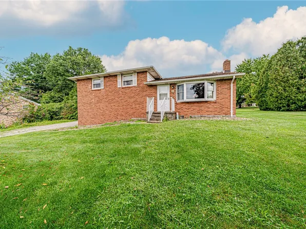 428 Pittsburgh St, New Derry, PA 15671