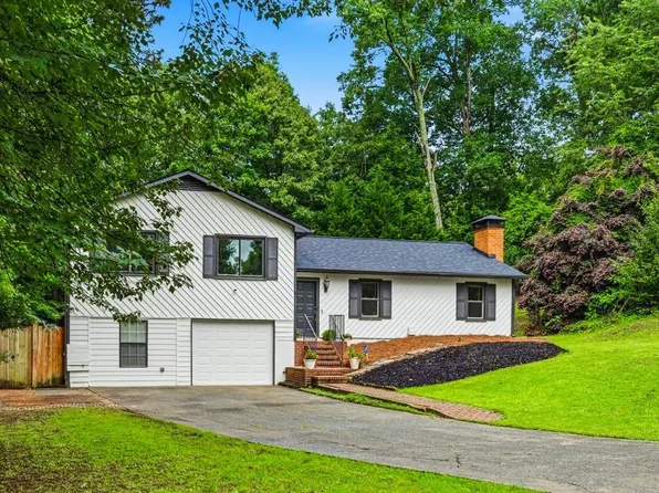 4370 Old Mabry Ln NE, Roswell, GA 30075