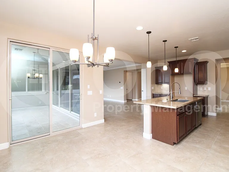10608 E Lincoln Ave — Photo 8