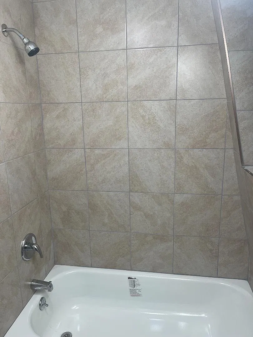 8 N Groand Ave - 8-3 — Photo 2