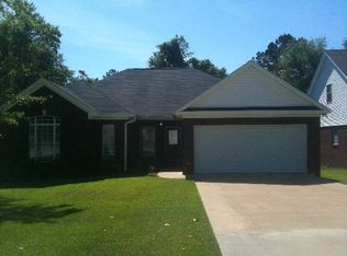 608 Frankfort Dr, Dothan, AL 36305