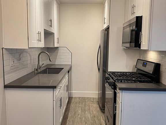 2nd image of 95 N Michigan Ave APT 6