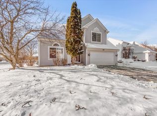 460 Topaz Ln, Bartlett, IL 60103