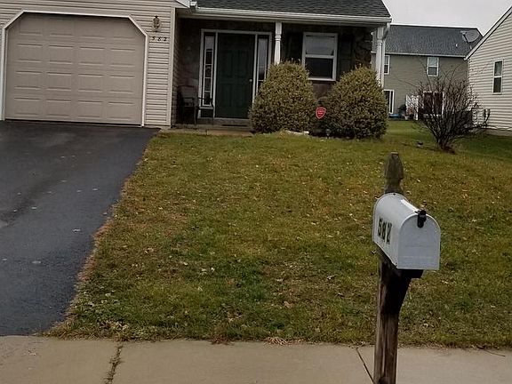 2nd image of 582 Daisy Dr