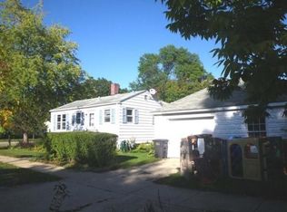 825 Hamilton St, Stoughton, WI 53589