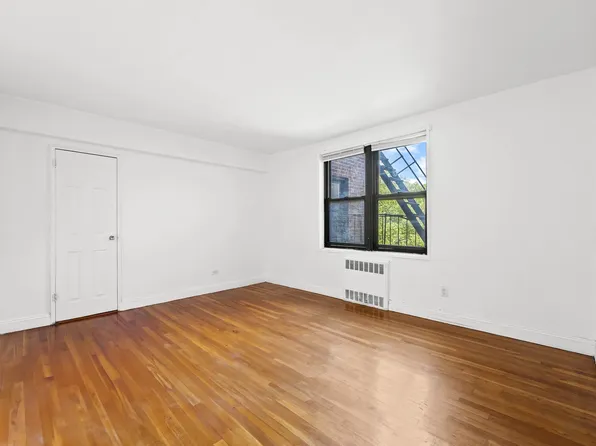 150-20 71st Avenue image 14 of 22